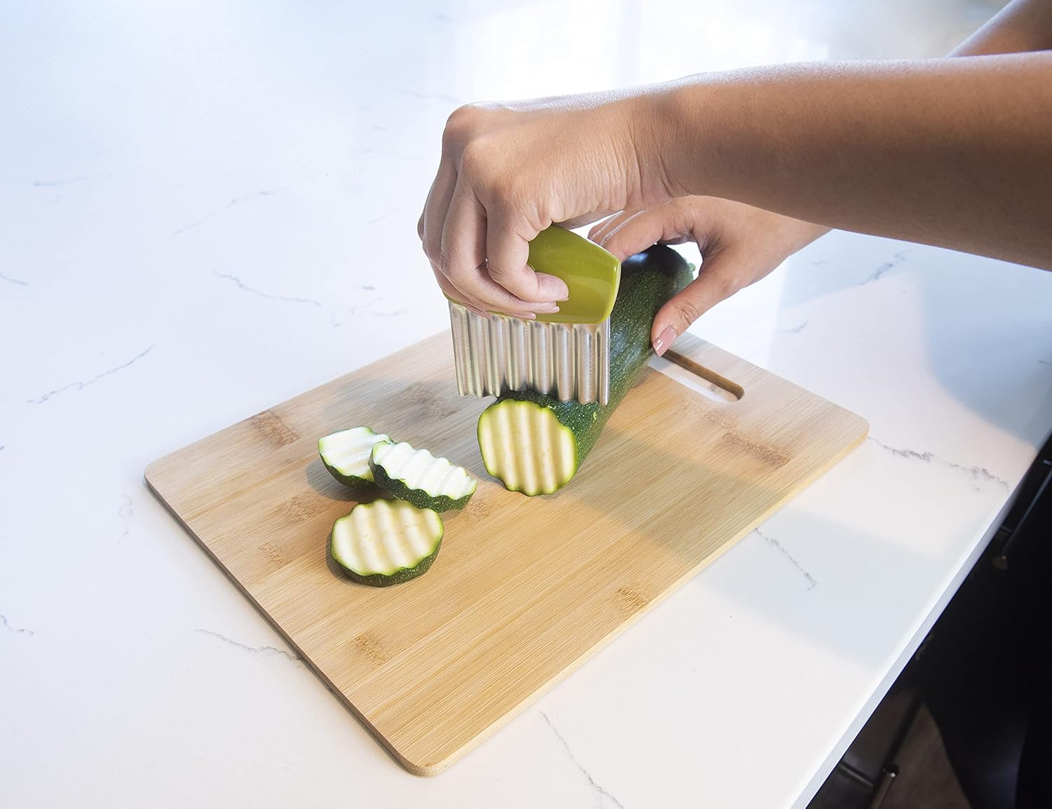 Crinkle Cutter Knife, Wavy Sli - огляд і ціна Kitchen Gadgets Images